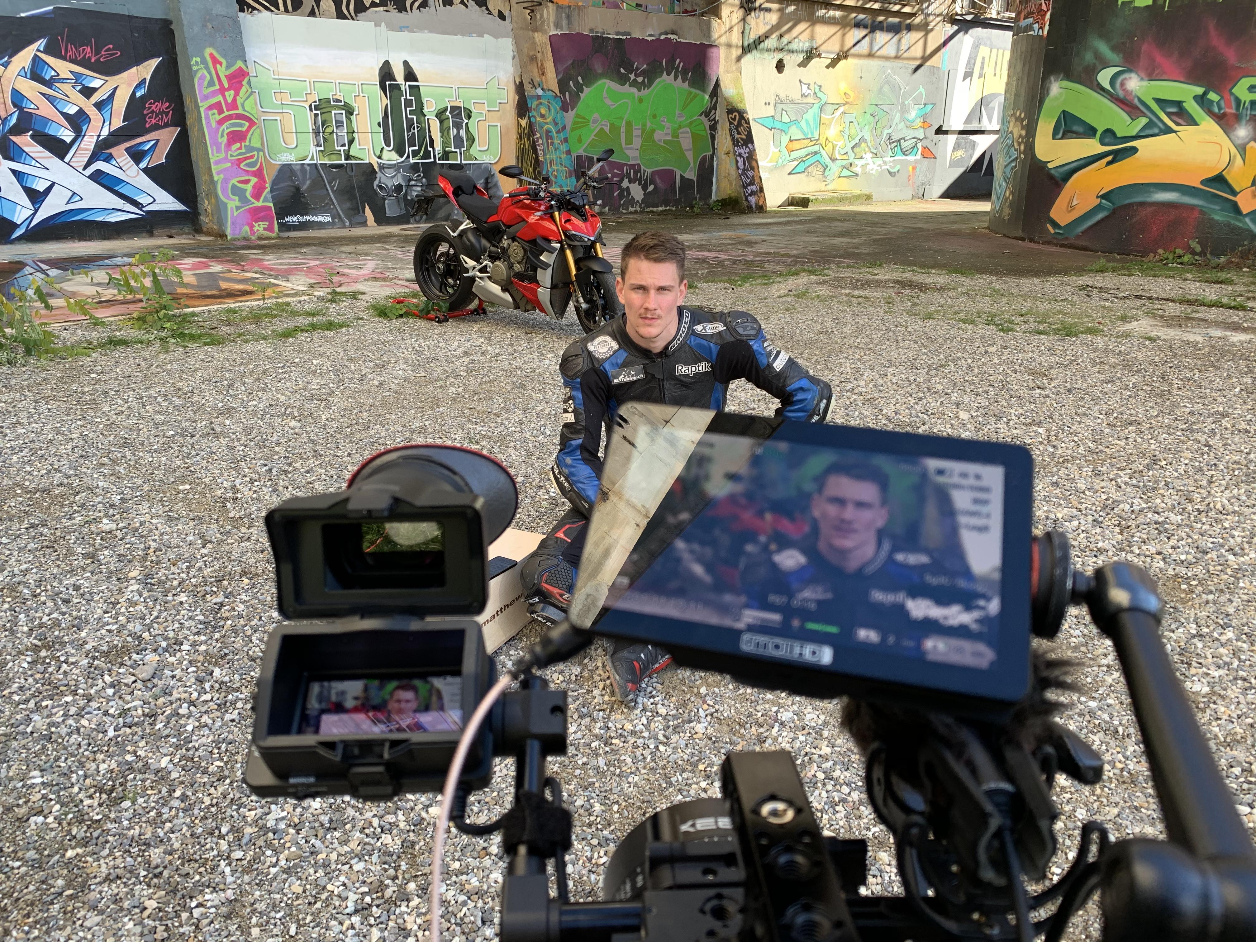 Fierce Motorbike Magzine — Moodtrailer